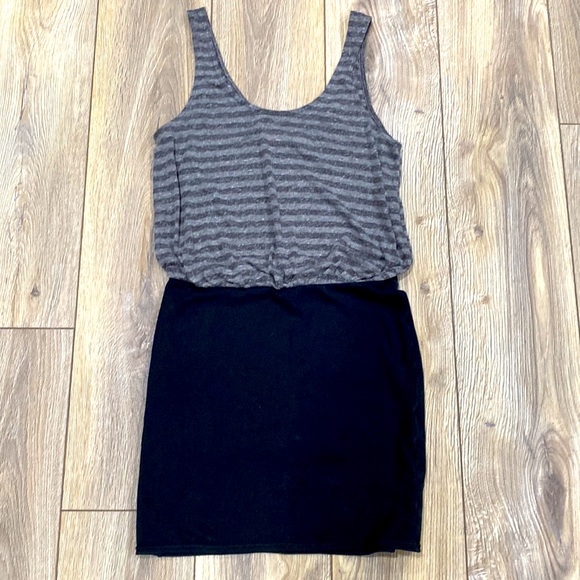 Free People Dresses & Skirts - FREE PEOPLE BEACH Gray Black Striped Body Con Mini Dress SMALL